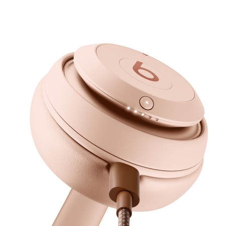 Beats Studio Pro Kim Special Edition Moon: беспроводные наушники в особом исполнении