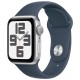 Умные часы Apple Watch SE 2 (2023) GPS 40 мм: серебристый алюминиевый корпус и спортивный ремешок Storm Blue M/L