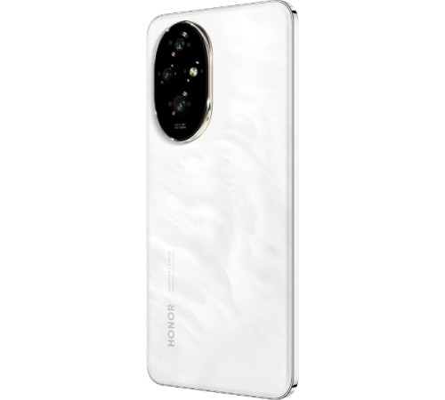 Смартфон Honor 200 12/512 ГБ RU в белом цвете — мощный выбор для ценителей качества.