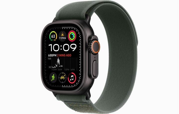 Умные часы Apple Watch Ultra 2 (2024) GPS + Cellular, 49 мм, корпус из черного титана, ремешок Green Trail Loop US, размер M/L