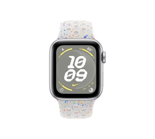Умные часы Apple Watch SE 2 (2024) 40 мм в серебристом алюминиевом корпусе с браслетом Nike цвета платина, размер S/M