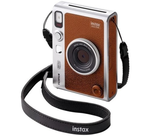 Моментальная печать в каждом кадре: Fujifilm Instax Mini Evo Brown