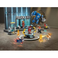 Конструктор LEGO Super Heroes 76315 Конструктор Лаборатория Железного человека: Зал костюмов